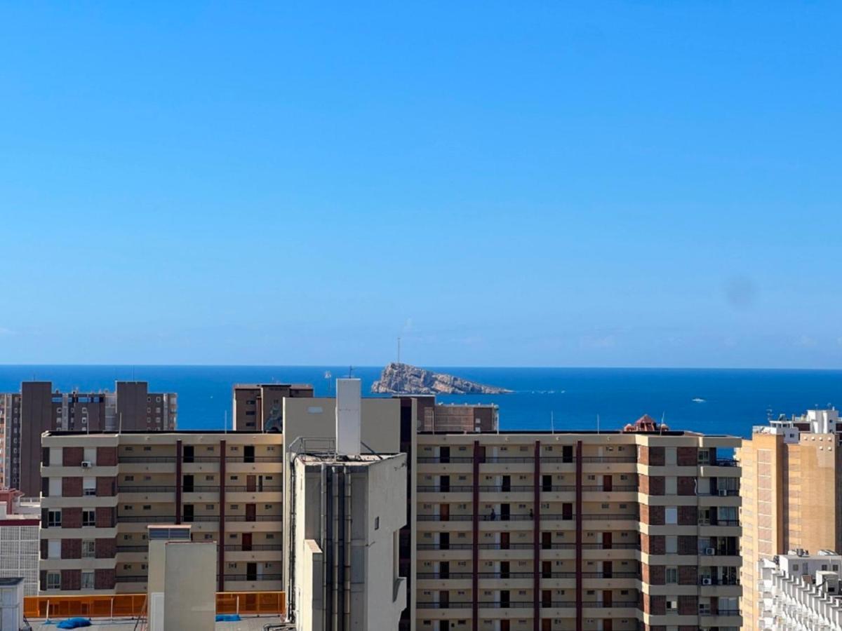 Gemelos 22-2-24 Benidorm Dış mekan fotoğraf