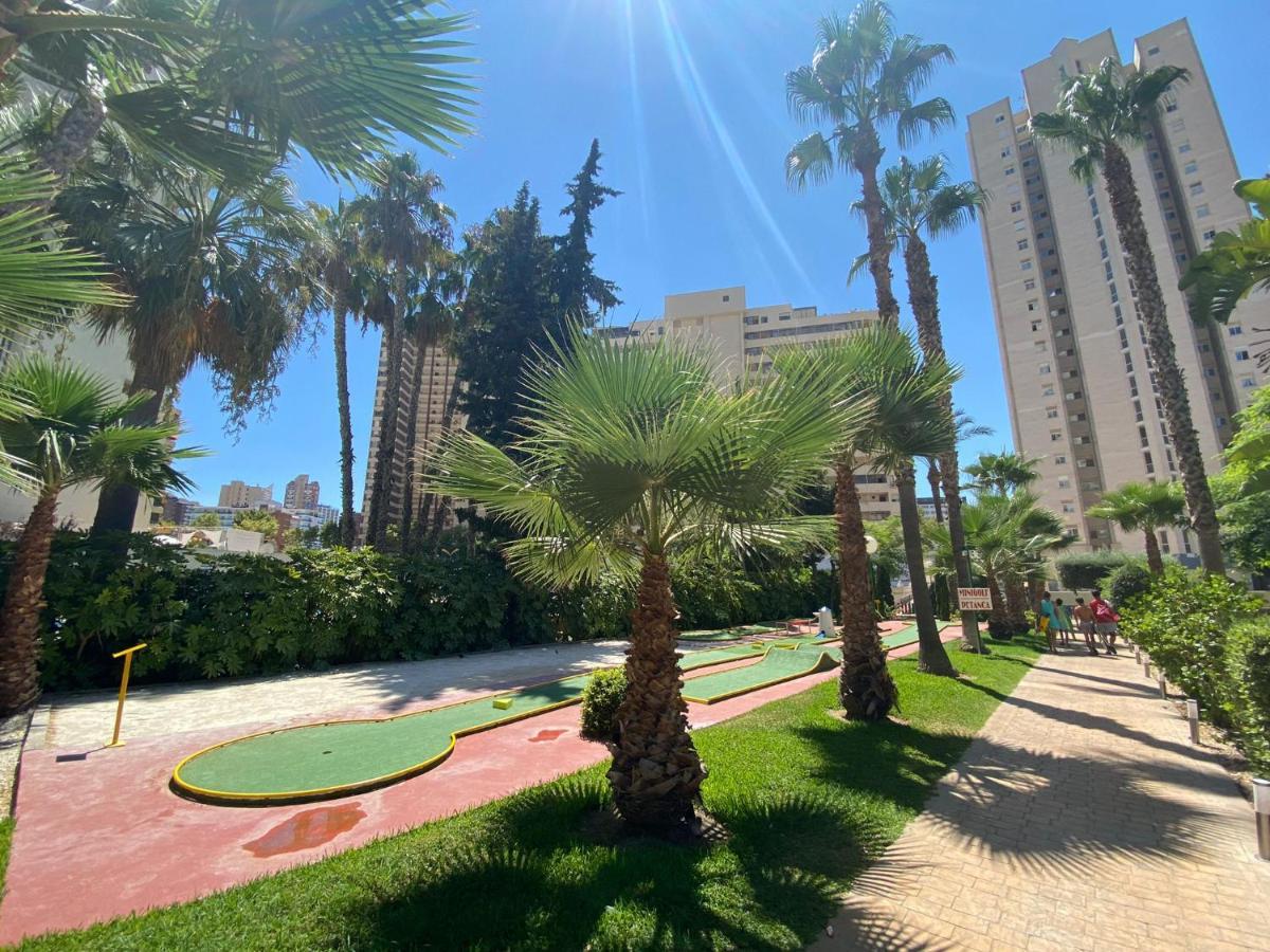 Gemelos 22-2-24 Benidorm Dış mekan fotoğraf