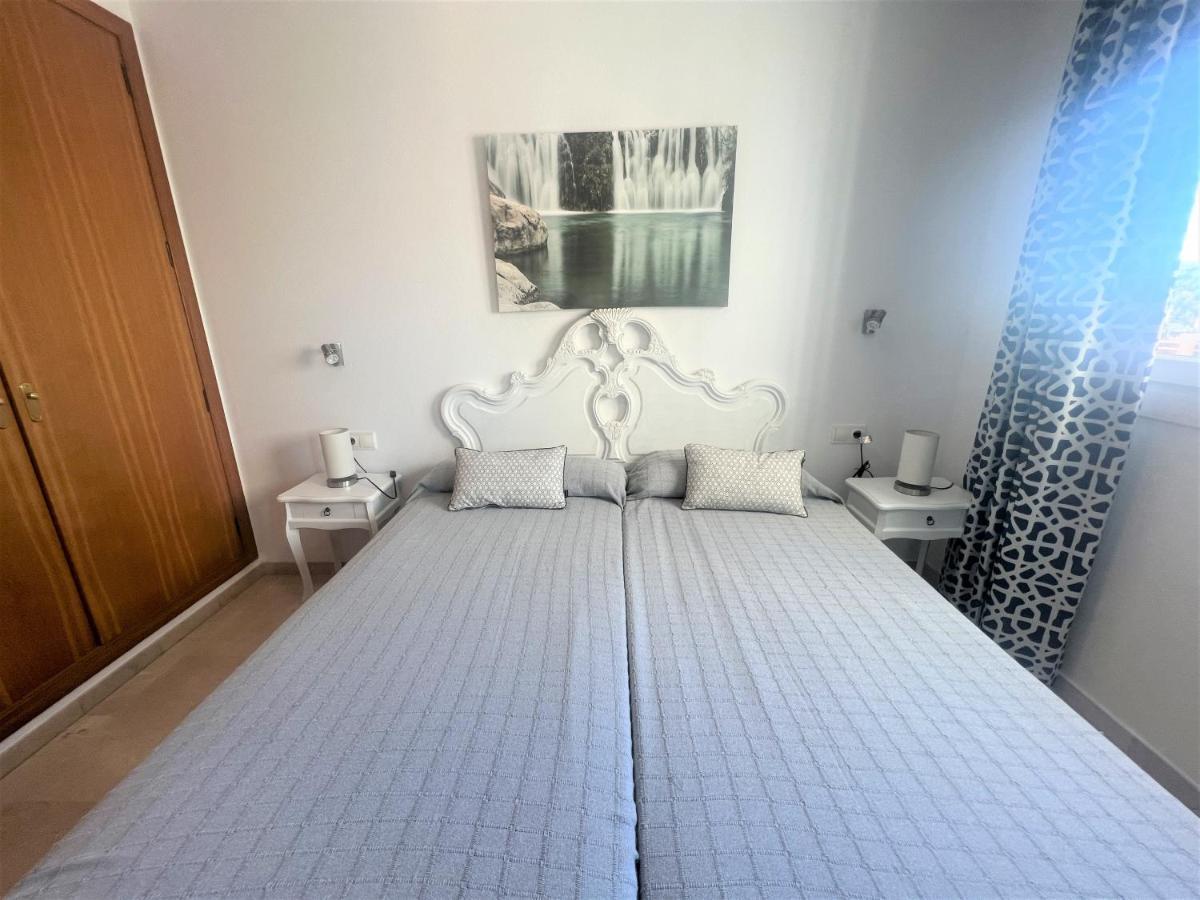 Gemelos 22-2-24 Benidorm Dış mekan fotoğraf