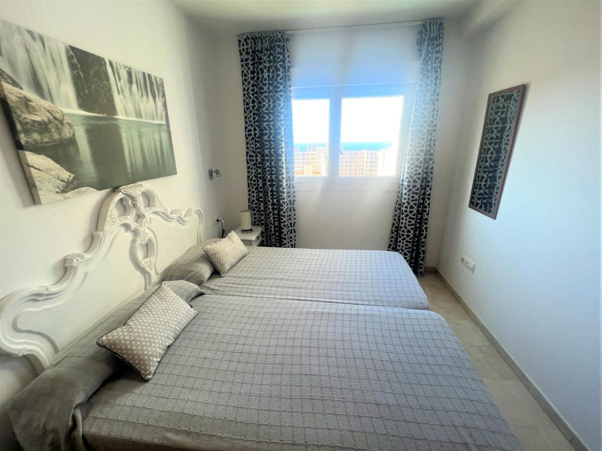 Gemelos 22-2-24 Benidorm Dış mekan fotoğraf